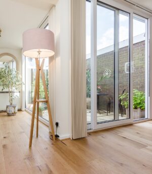 V4 - A112 Natural Oak