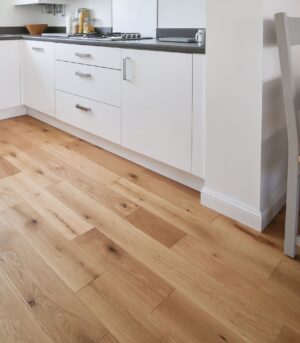 V4 - EP101 Forest Oak