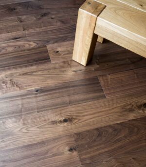 V4 - DC205 Black Walnut